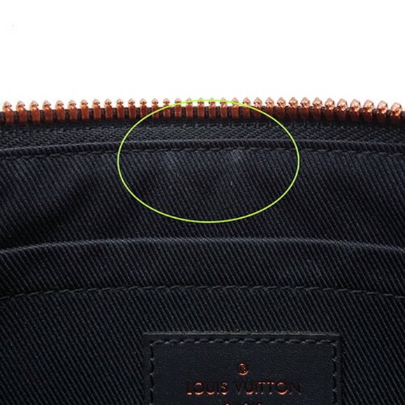 LOUIS VUITTON Navy Monogram Pouch - Picture 8 of 14